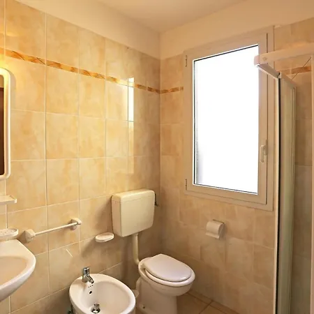 Quercia Lido Altanea アパート カオルレ