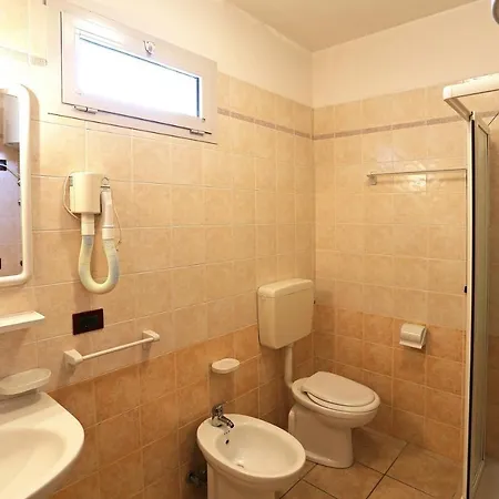 Quercia Lido Altanea *