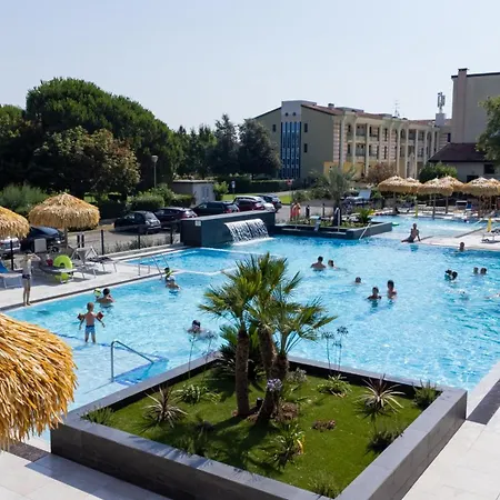 Daire Quercia Lido Altanea *