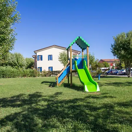 Apartament Quercia Lido Altanea *